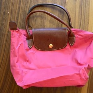 Small pink Longchamp bag - lightly worn